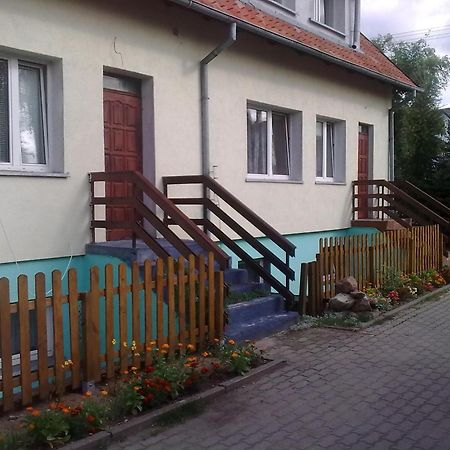 Apartamenty, Pokoje, Noclegi Pracownicze " Skarpa" Вилкаси Екстериор снимка