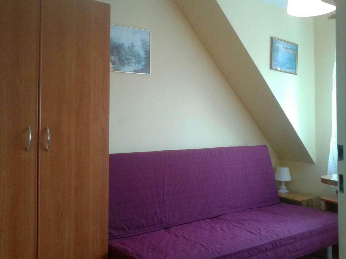 Apartamenty, Pokoje, Noclegi Pracownicze " Skarpa" Вилкаси Екстериор снимка
