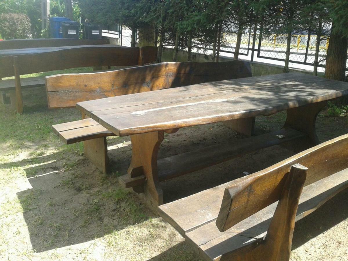 Apartamenty, Pokoje, Noclegi Pracownicze " Skarpa" Вилкаси Екстериор снимка